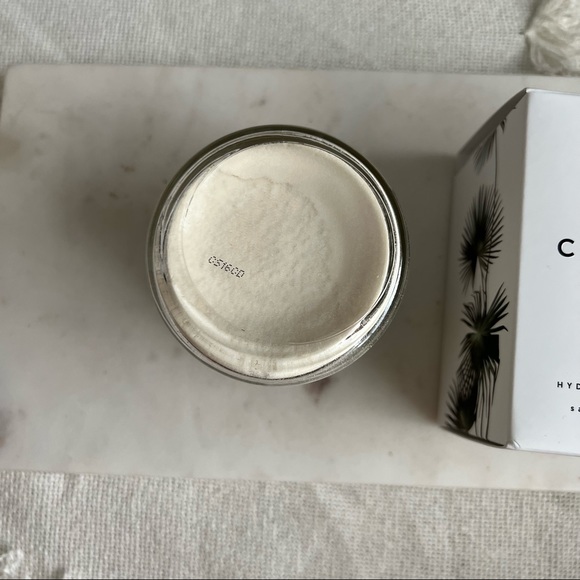 Herbivore coconut hydrating milk bath soak - Picture 4 of 16